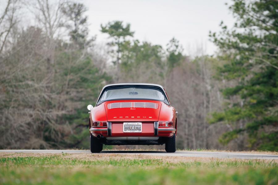  Porsche 911 2.0 Targa (901) 1966 года  (NA) (фото 26 из 35)